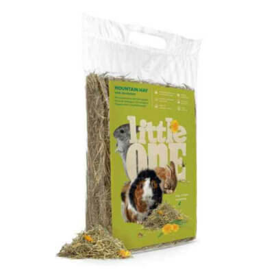 Little One Bjerg hø med mælkebøtte er et naturligt dyrket soltørret græs