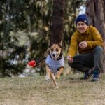 Ruffwear-Gnawt-a-cone-legetøj-Red-sumac-(3)