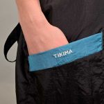 Tikima-Trimme-forklæde-Sort-Turkis-blå-2